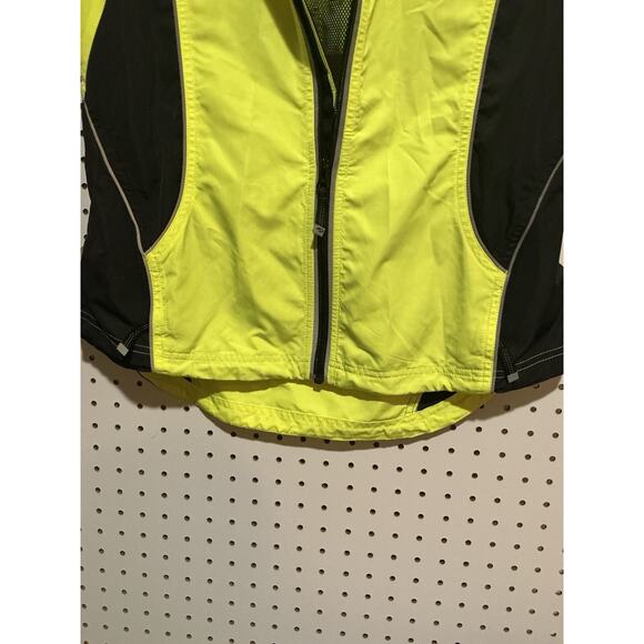 Brooks Running Womens Vest Size M Reflective Yellow Gently Used - Picture 6 of 6